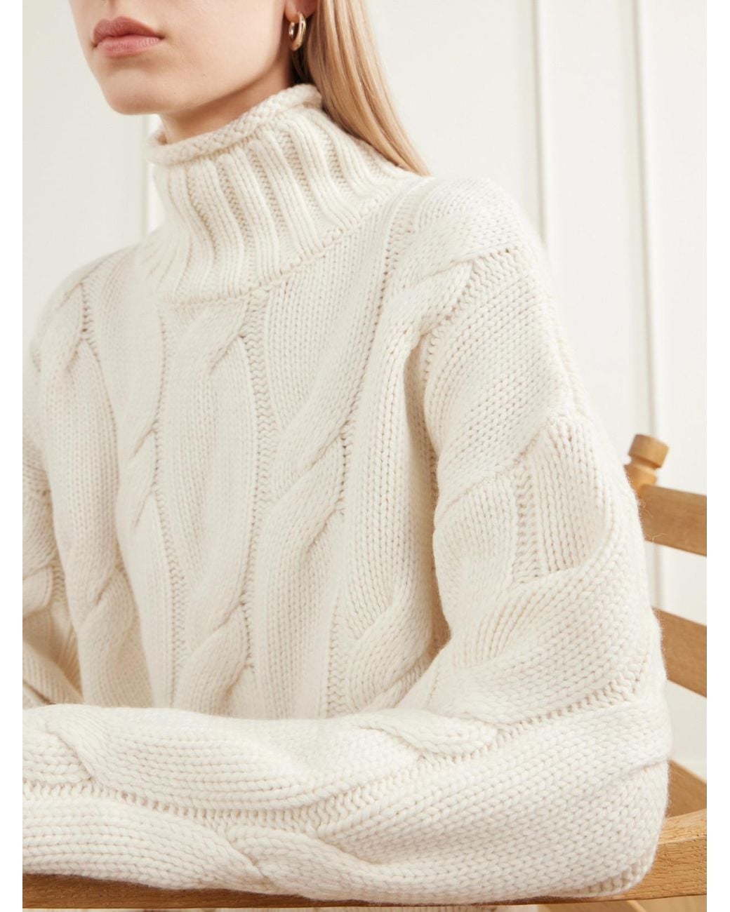 Loulou de Saison White Wara Cable-Knit Cashmere Turtleneck Sweater