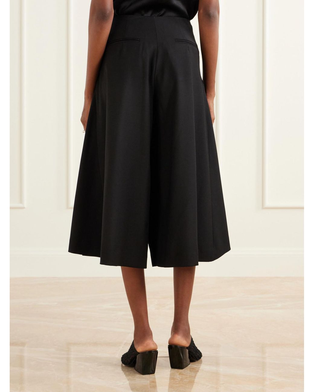 LIBEROWE Black Pleated Wool-Fresco Culotte Shorts