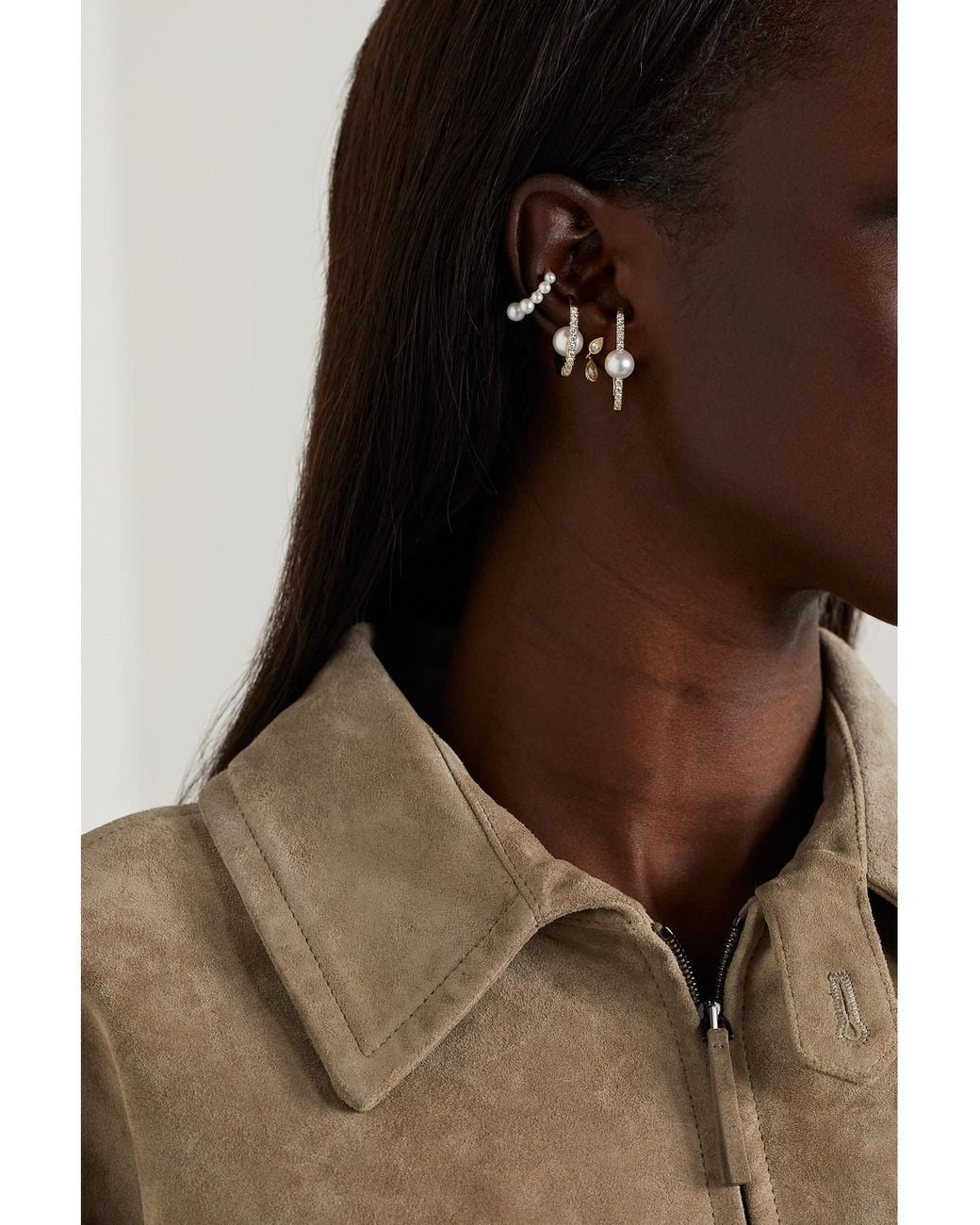 Mizuki Natural 18-Karat, Diamond And Pearl Ear Cuff