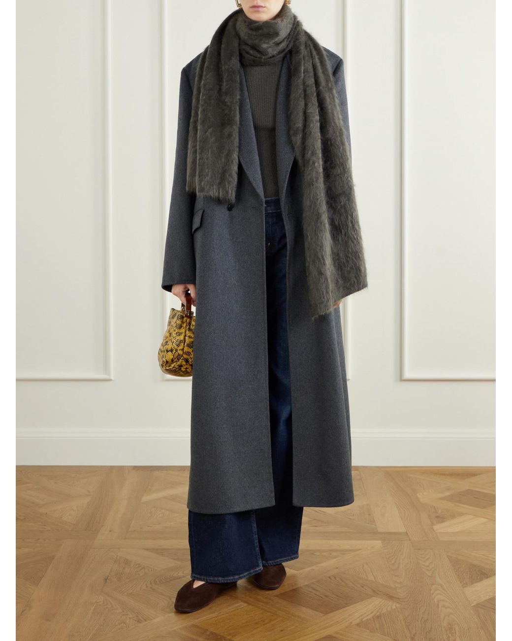 Lisa Yang Gray Brushed Cashmere Scarf