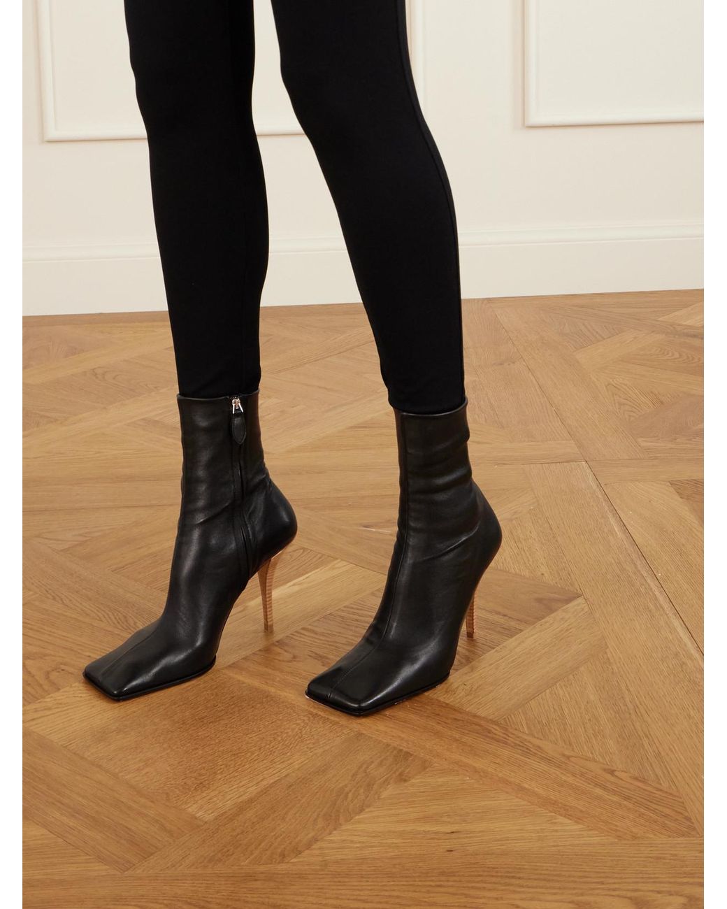 Alaïa Black 90 Leather Ankle Boots