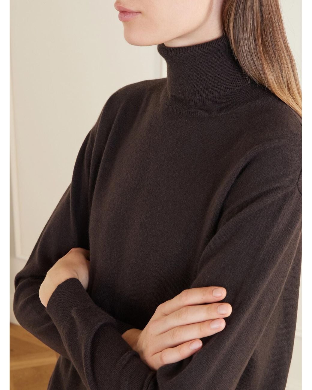 Brunello Cucinelli Black Cashmere Turtleneck Sweater
