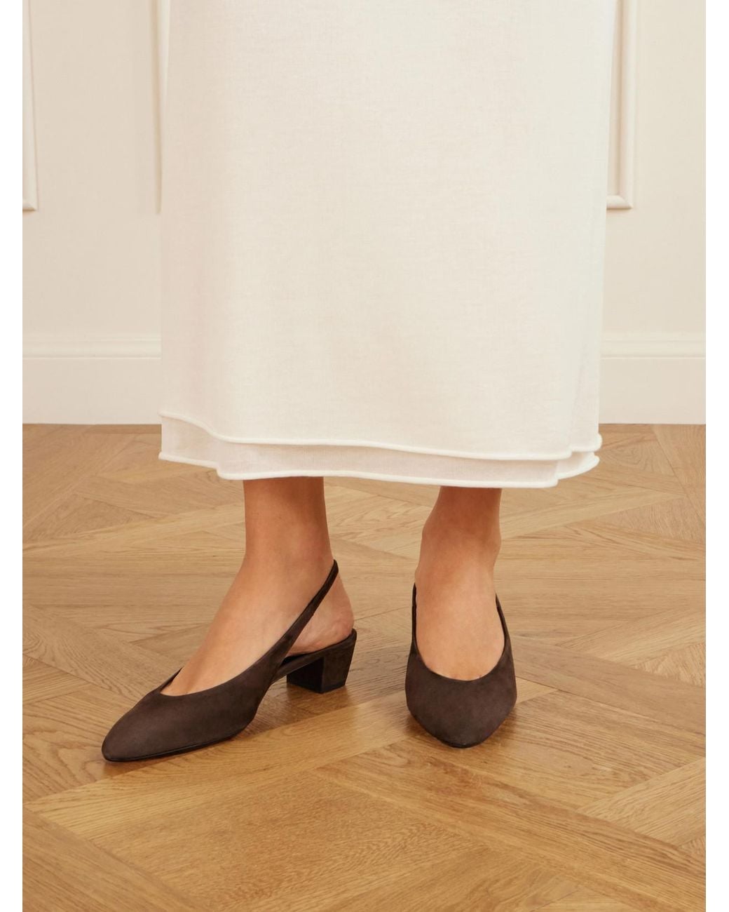 Aeyde Natural Celeste Suede Pumps