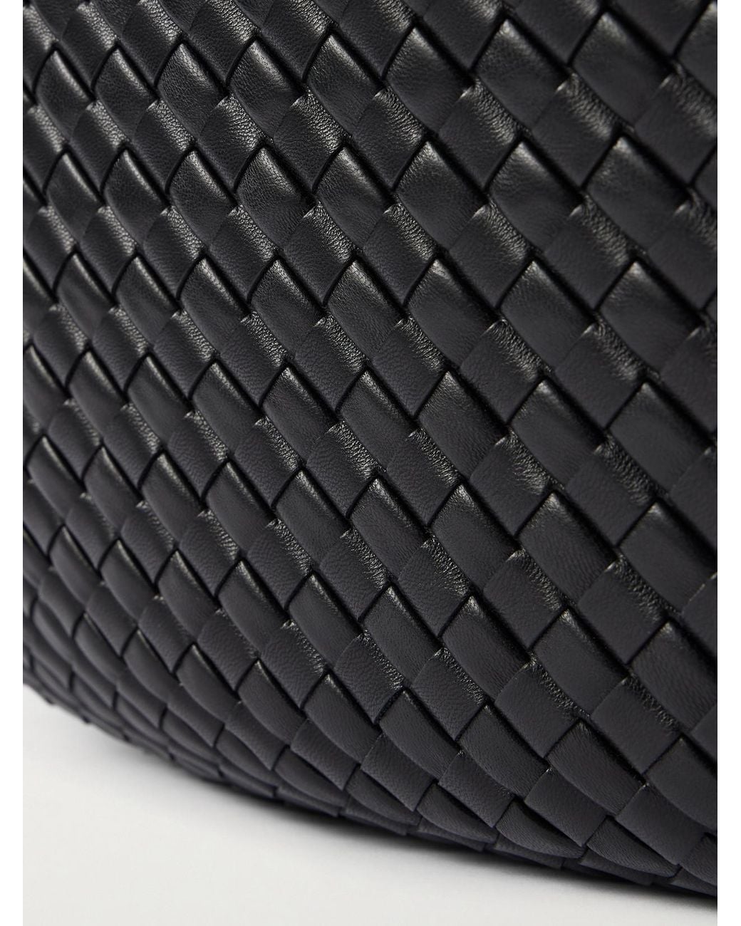 Bottega Veneta Black Venta Large Intrecciato Leather Shoulder Bag