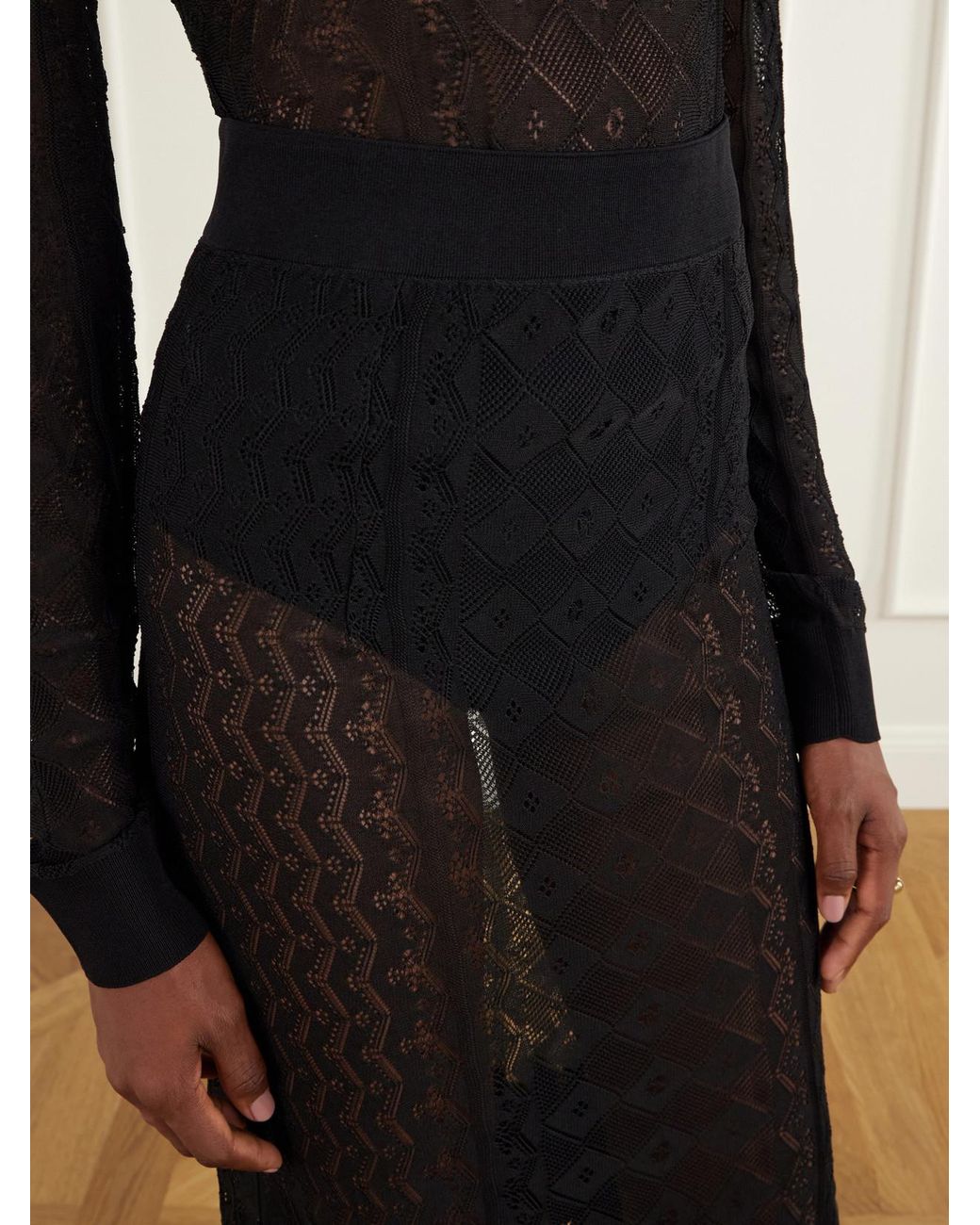 Dolce & Gabbana Black Ruffled Lace Midi Skirt
