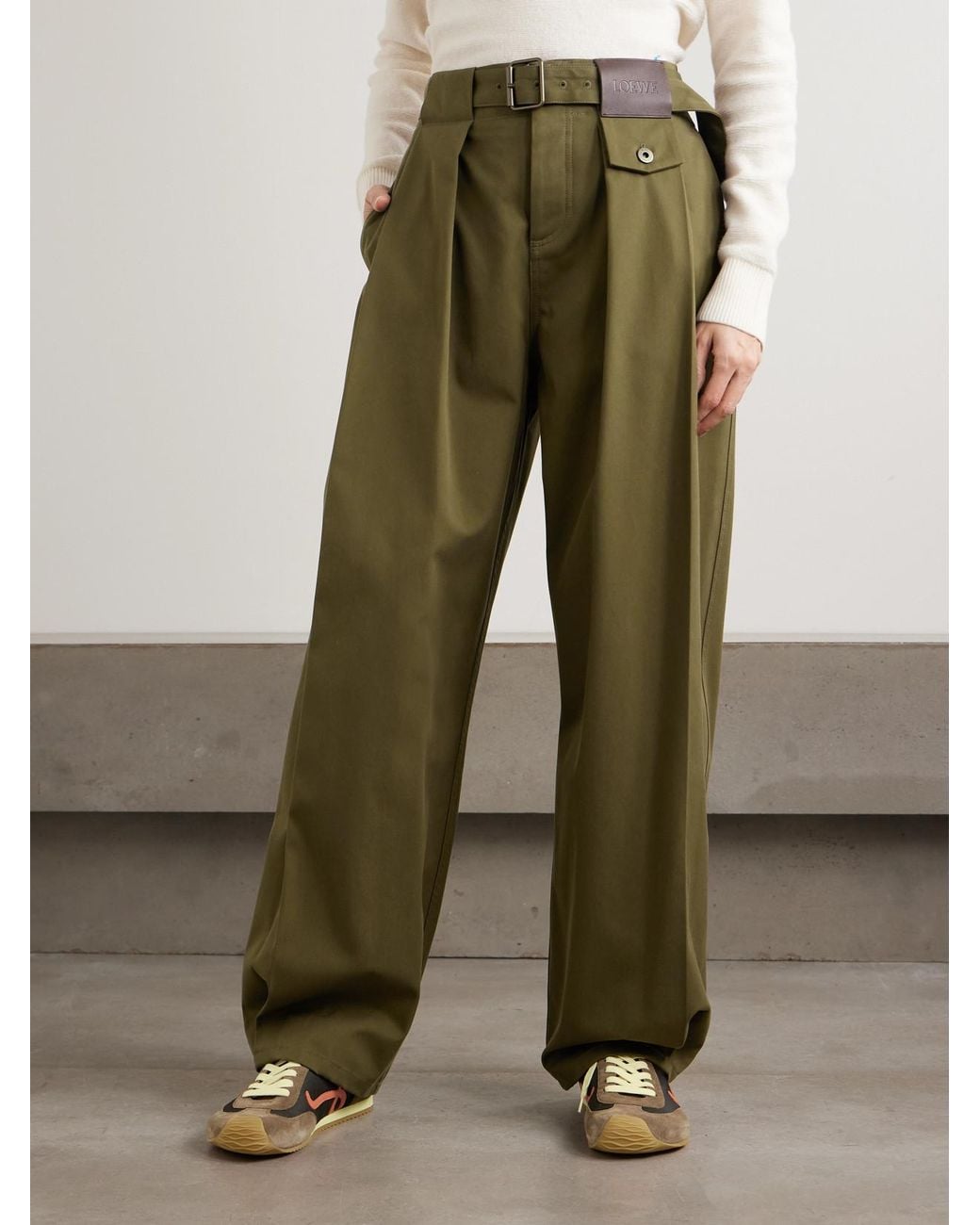 Loewe Green Belted Leather-Trimmed Pleated Cotton And Silk-Blend Pants