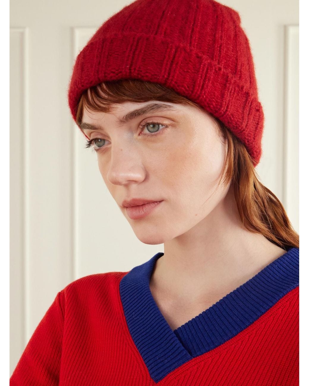 Johnstons Red Bhaltair Cashmere And Silk-Blend Beanie