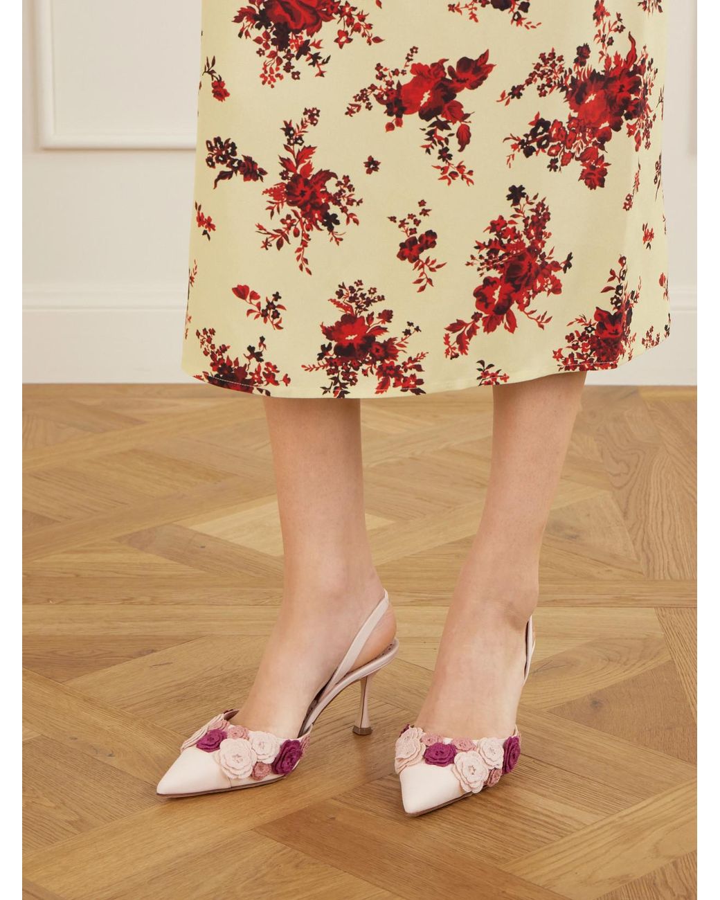 Manolo Blahnik Pink Svemutasli 70 Crochet-Trimmed Leather Pumps