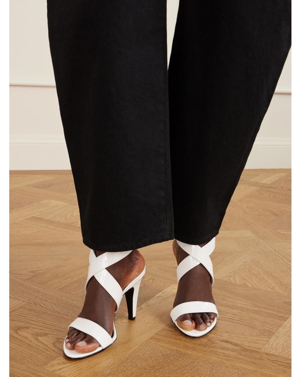 Alaïa White 90 Leather Sandals
