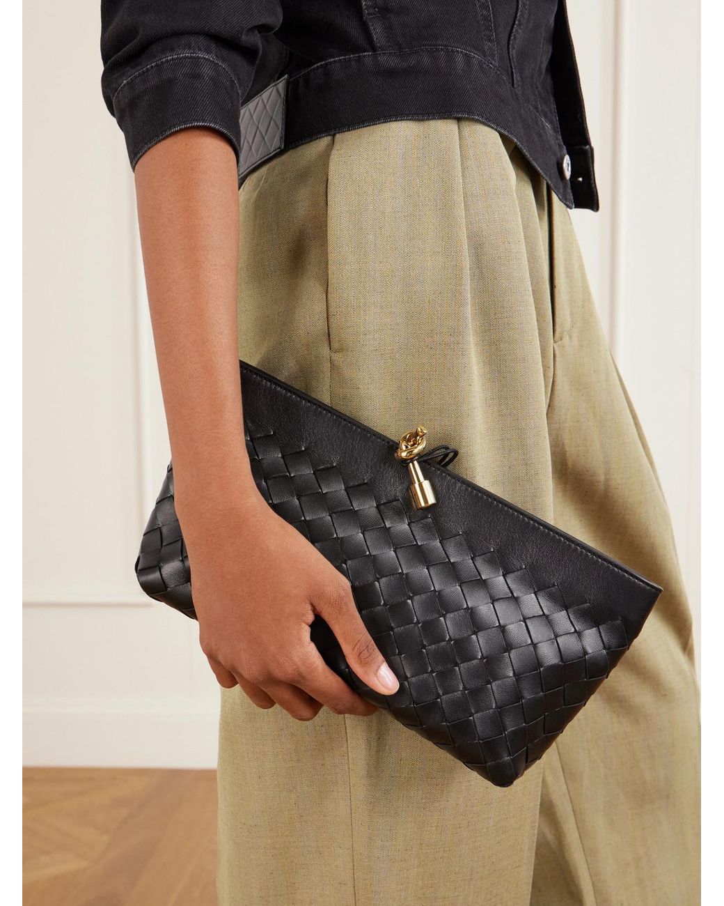 Bottega Veneta Black Andiamo Intrecciato Leather Boat Pouch