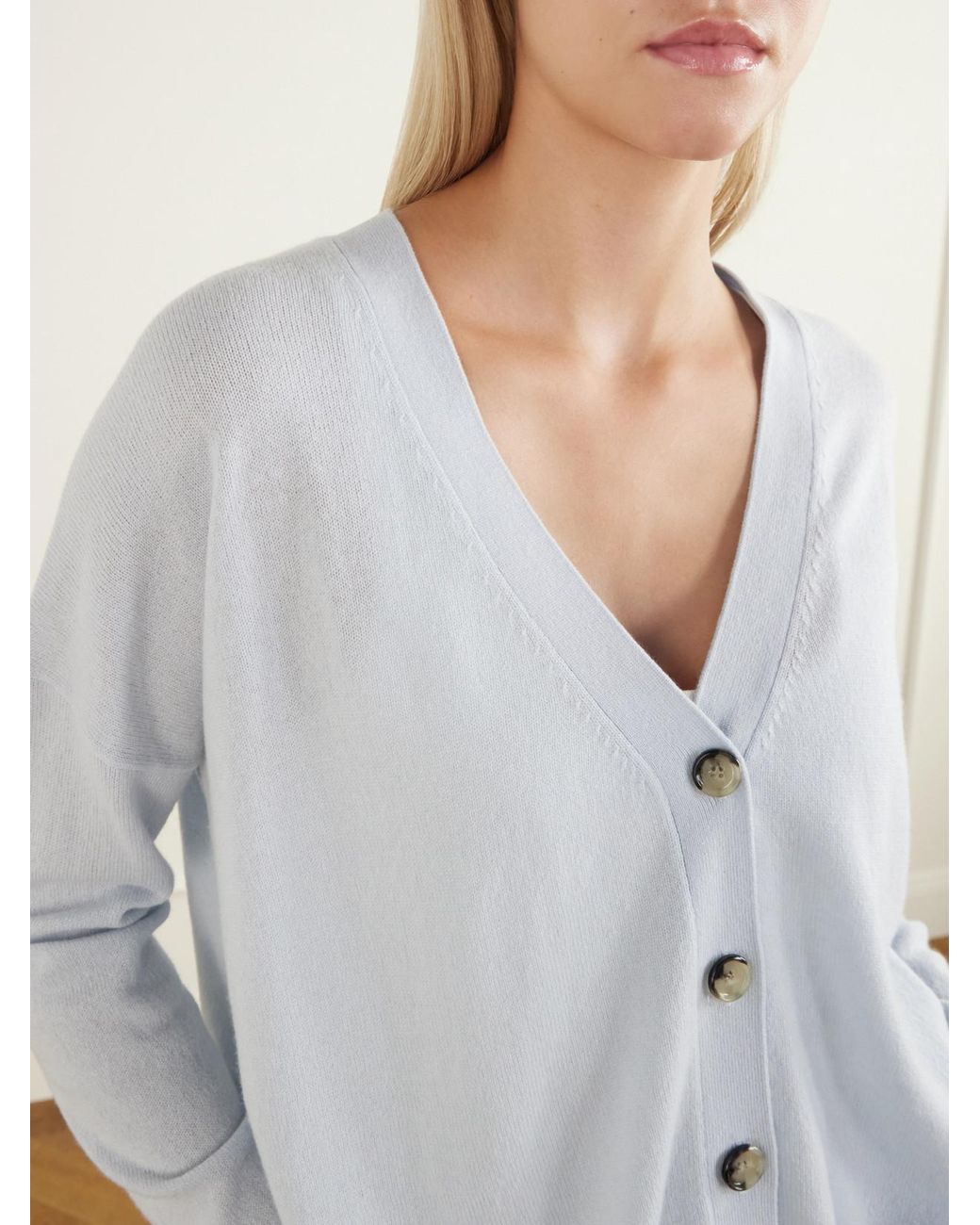 Allude Blue V-Neck Cashmere Cardigan