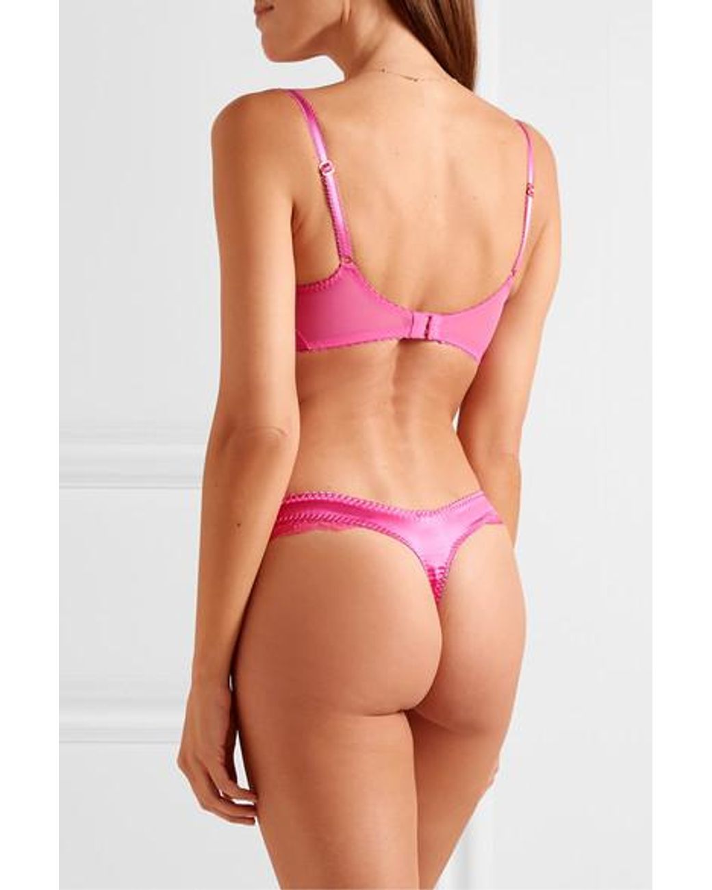 flyde Agurk impuls Agent Provocateur Ayla Leavers Lace And Picot-trimmed Stretch-silk Satin  Thong in Pink | Lyst