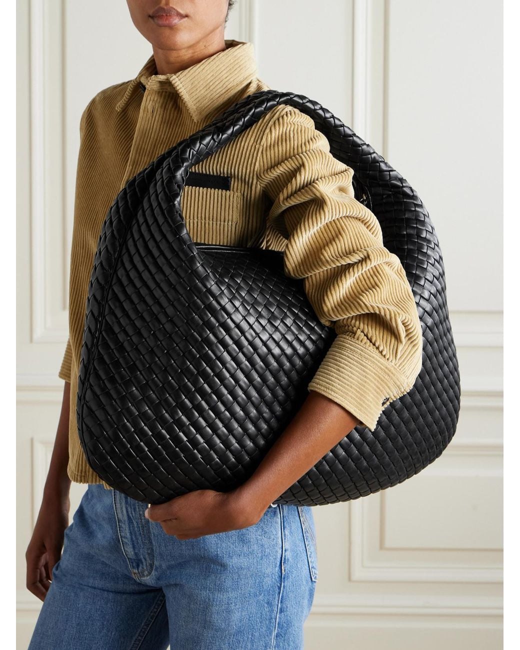 Bottega Veneta Black Venta Large Intrecciato Leather Shoulder Bag