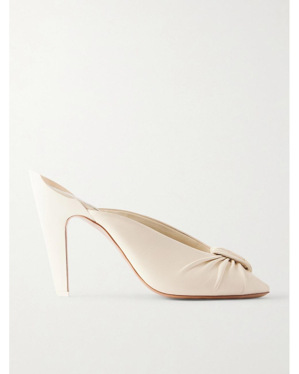 Chloé Natural Suzie Leather Pumps
