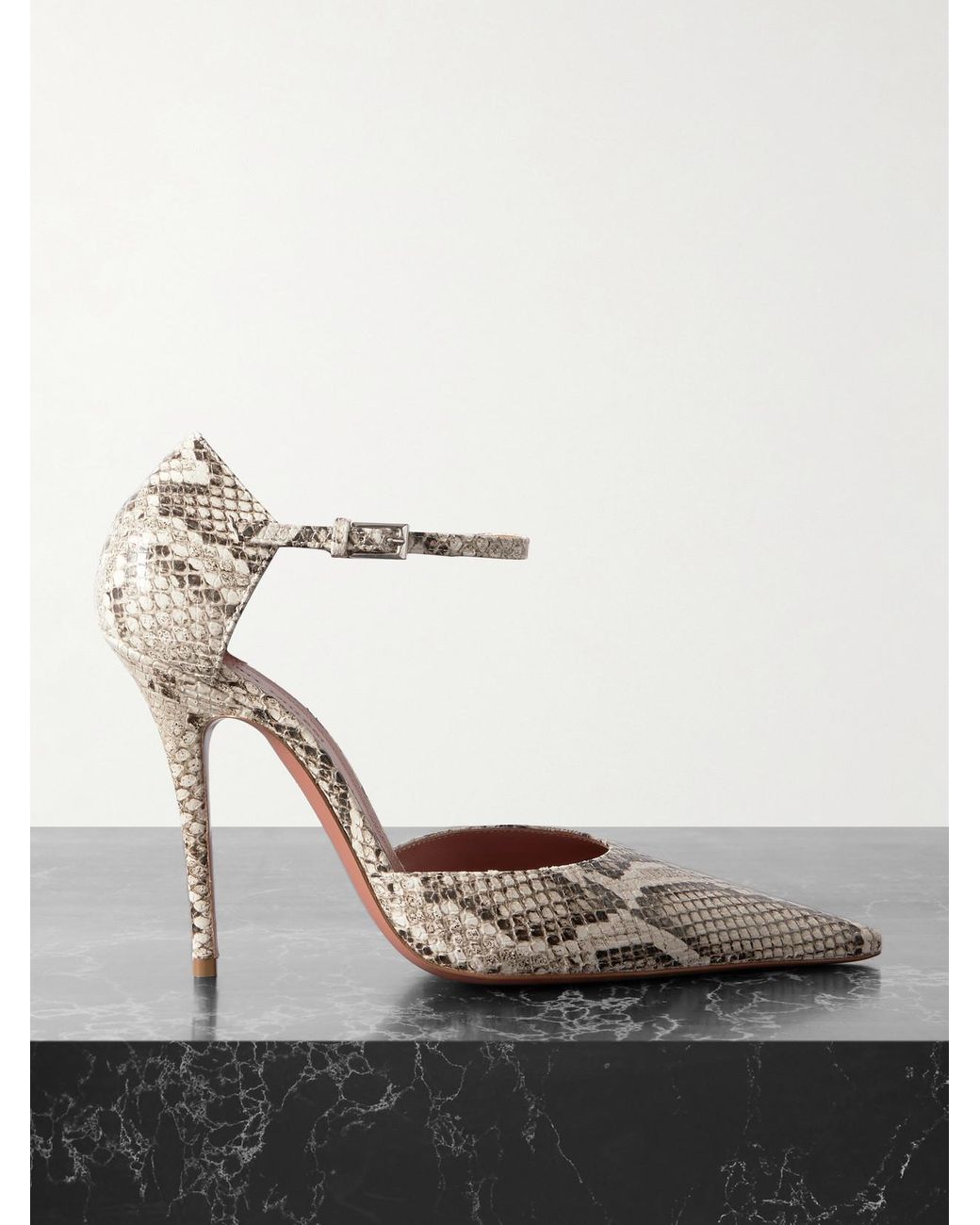 【Amina Muaddi】レースバーバラバレリーナ AMINA MUADDI Barbara Snake-Print Leather Pumps in White