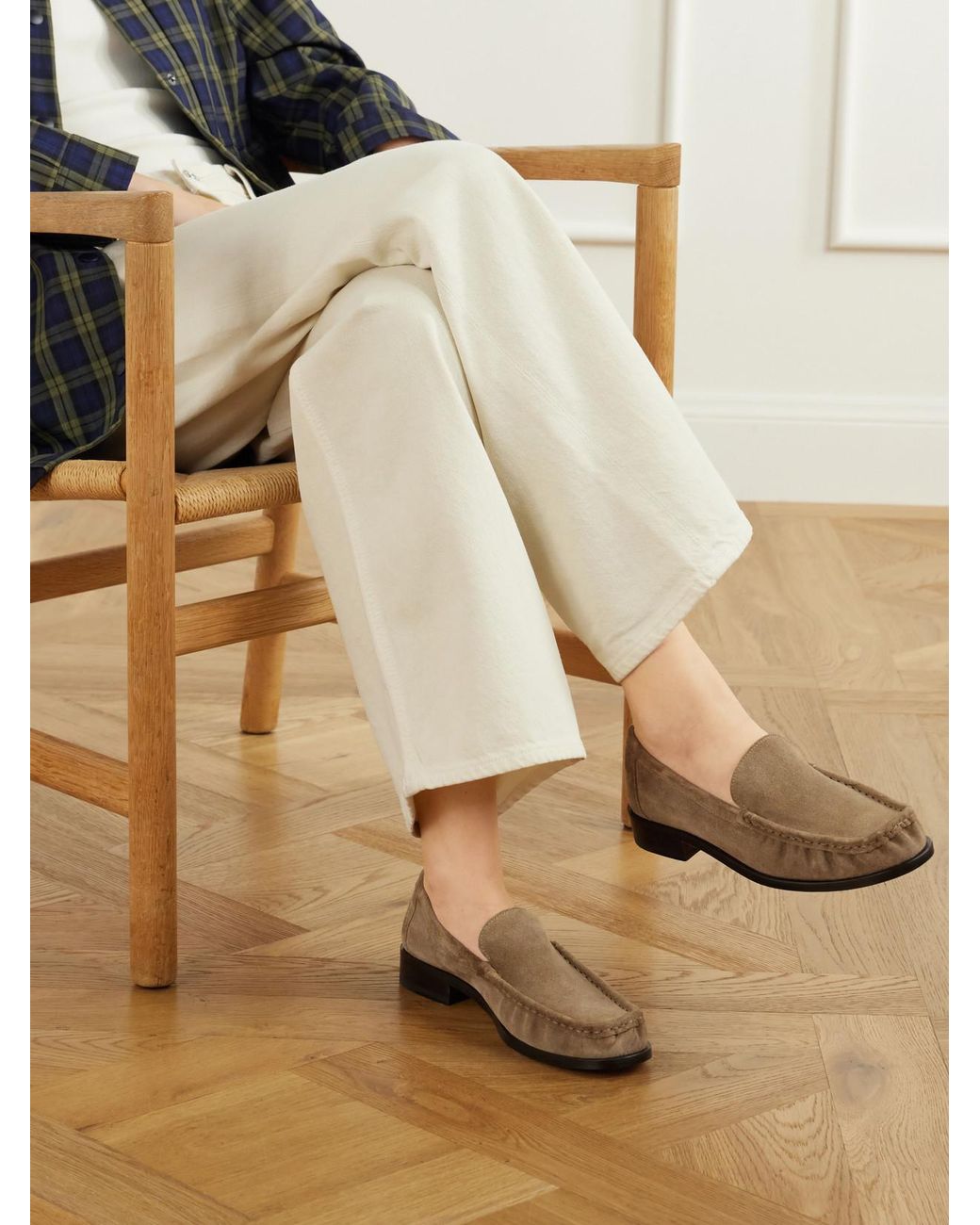 LEGRES Natural Model 64 Suede Loafers
