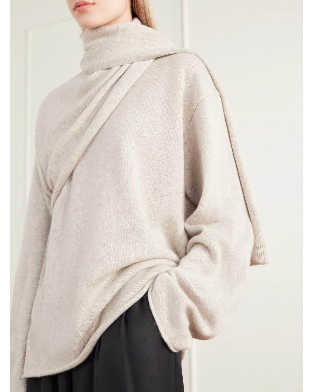 Loulou de Saison Natural Frances Scarf-Detailed Cashmere Sweater