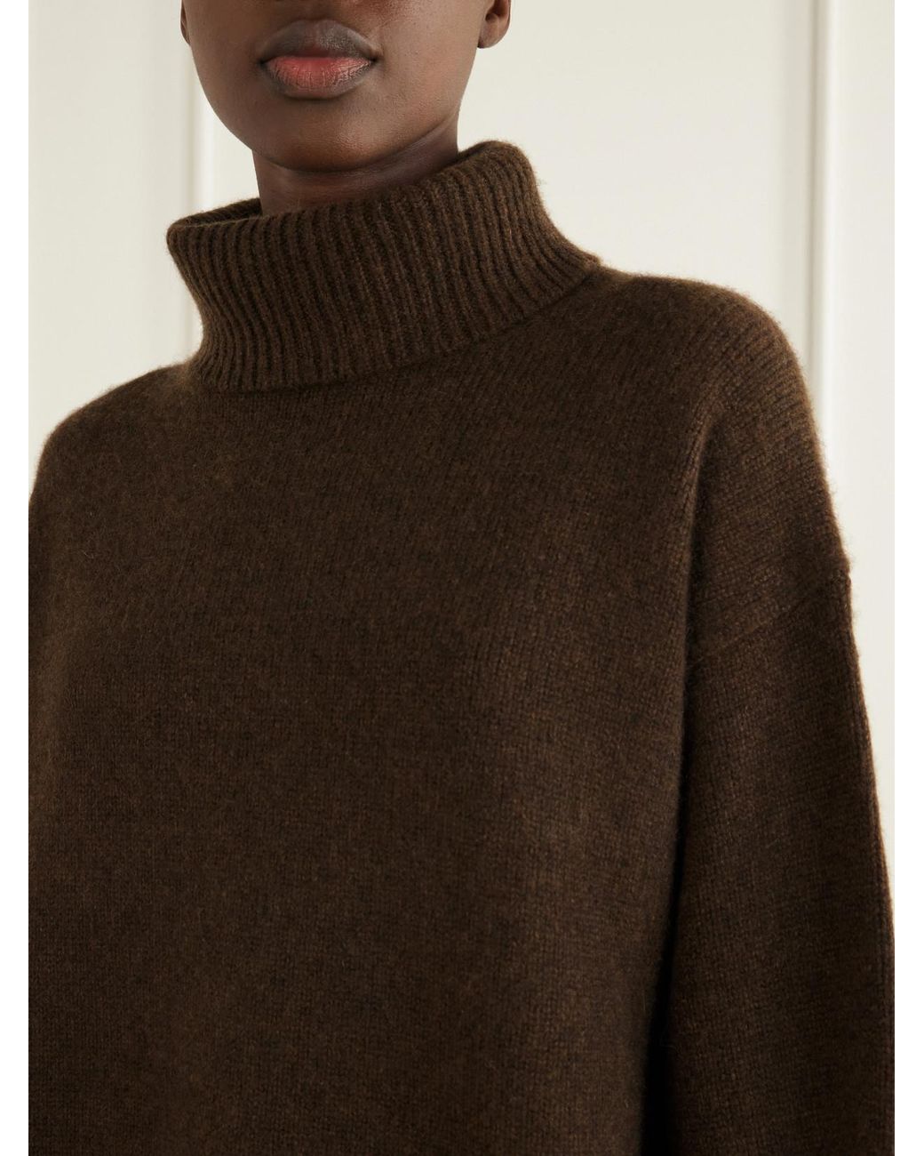 arch4 Brown World's End Cashmere Turtleneck Sweater