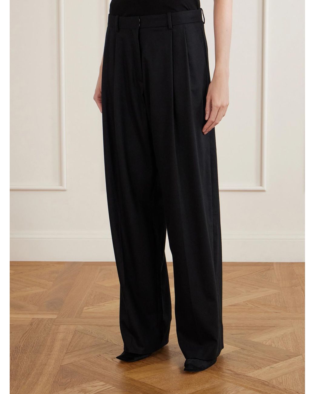 Khaite Black August Pleated Wool-Blend Flannel Straight-Leg Pants
