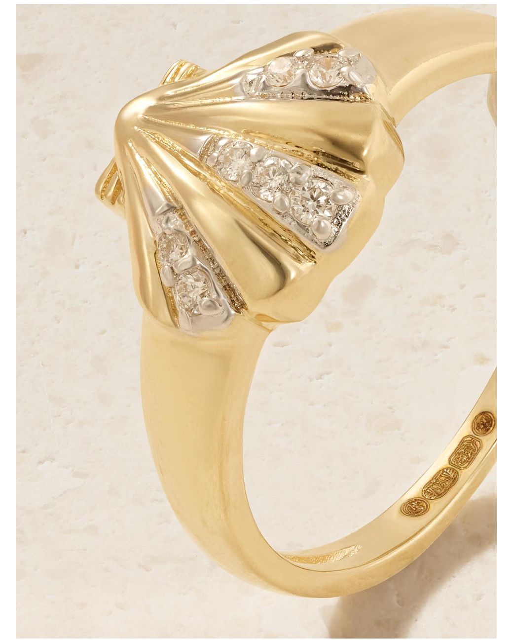 Mateo Natural Petite Venus 14-Karat Diamonds Signet Ring