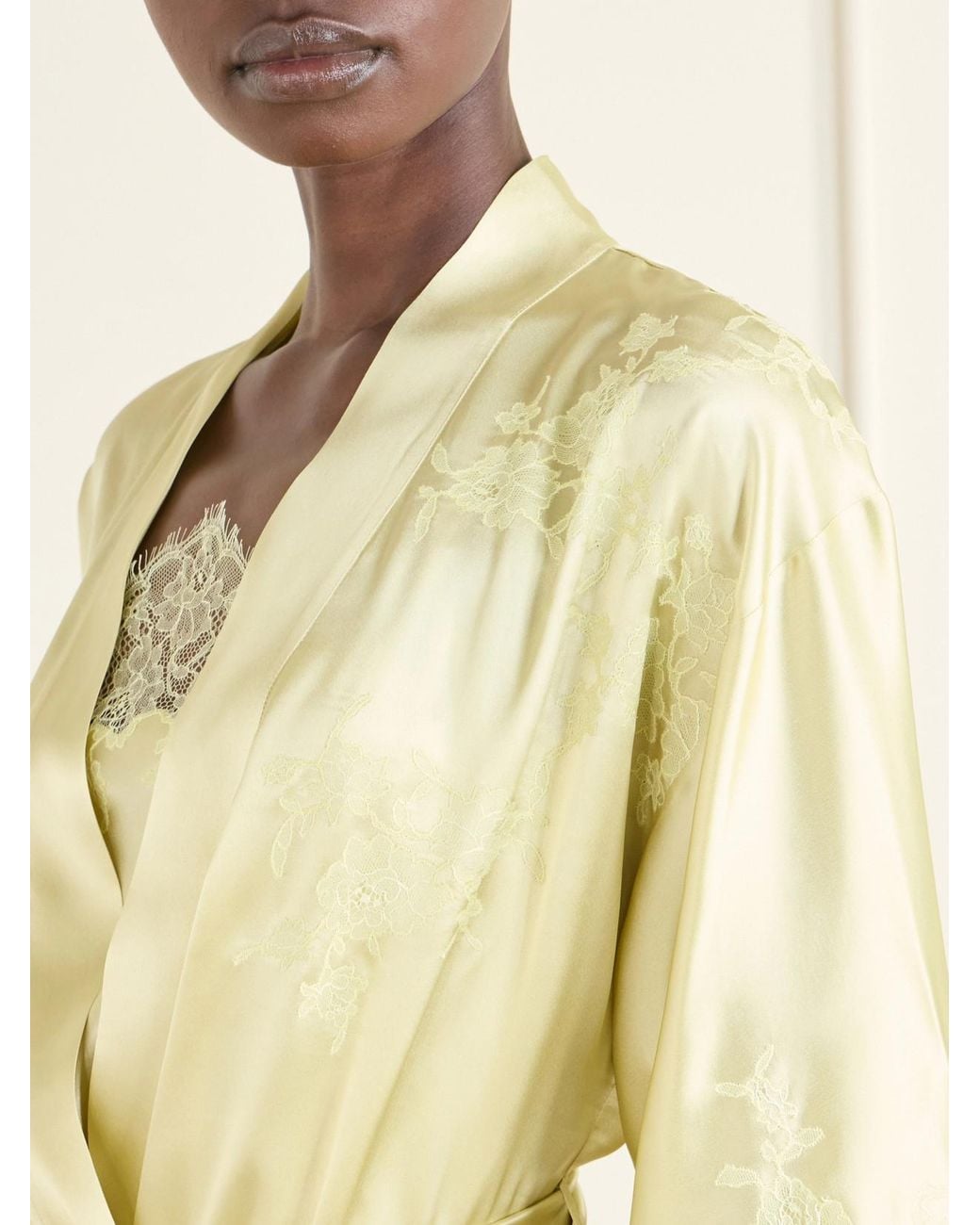 Carine Gilson Yellow Belted Embroidered Silk-Satin Kimono