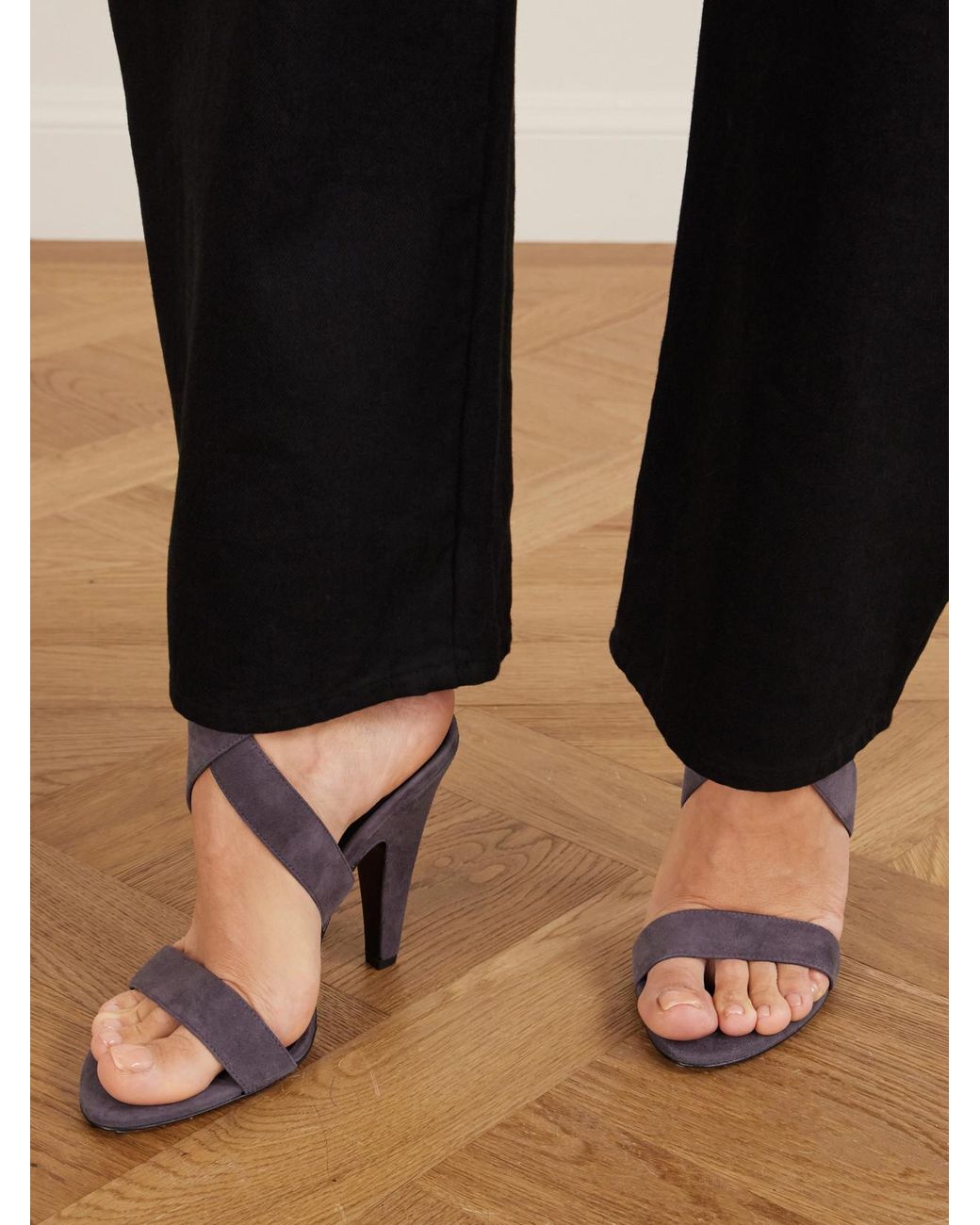 Alaïa Purple Cone 110 Suede Sandals