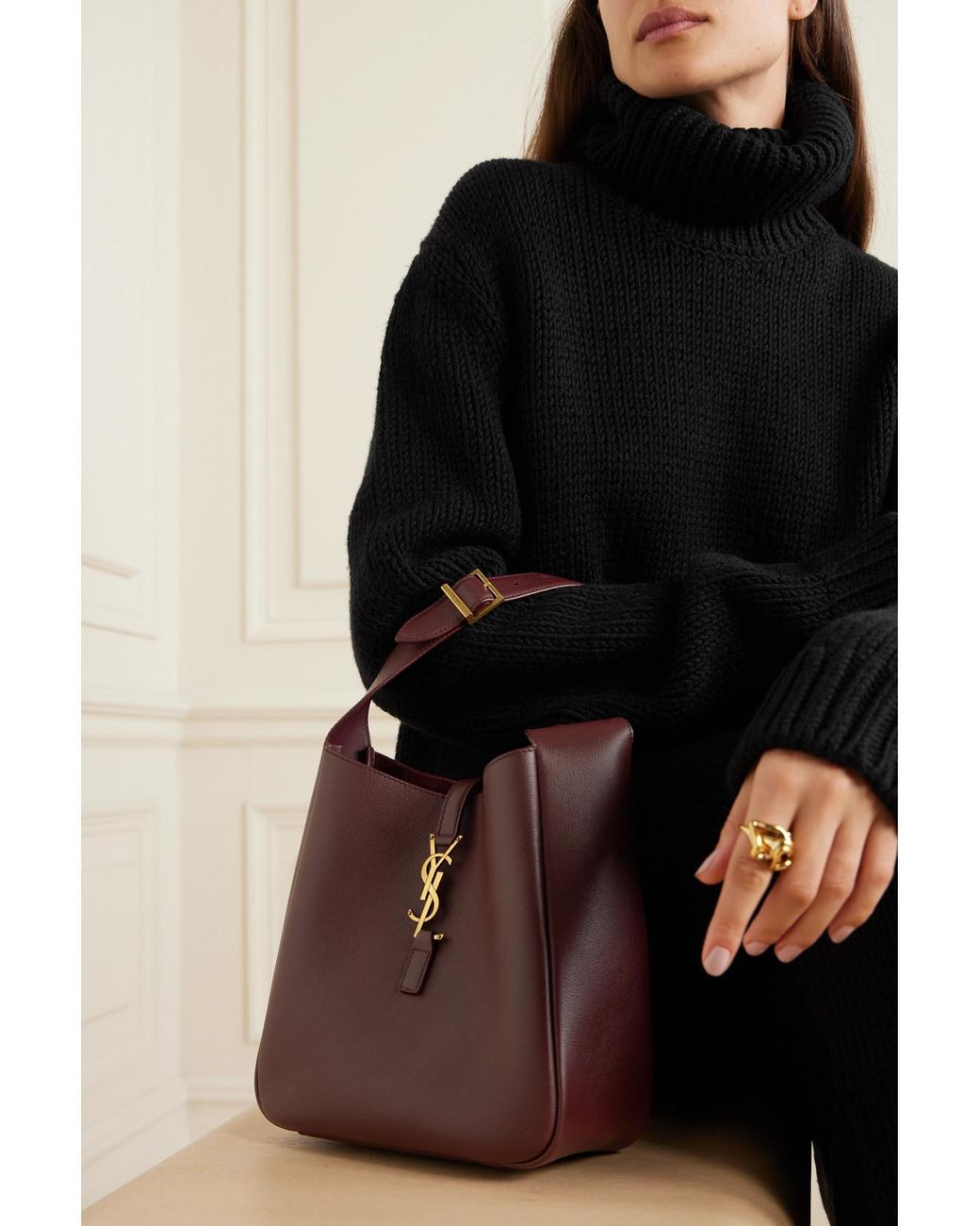 Saint Laurent Red Le 5 À 7 Supple Small Leather Shoulder Bag
