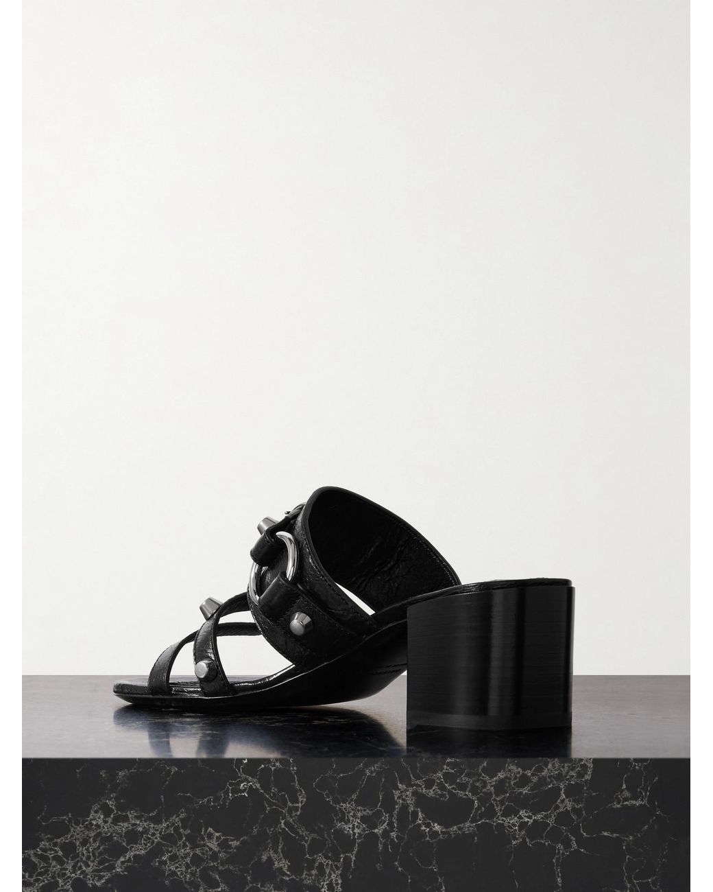 サンダル・ミュール BALENCIAGA Black leather City thong mules City 50 studded leather thong sandals in black - Balenciaga
