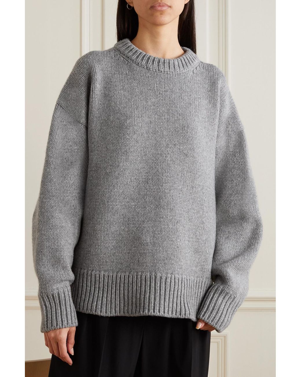The Row Ophelia Oversized Wool And Cashmere-blend Sweater in Grey | Lyst UK