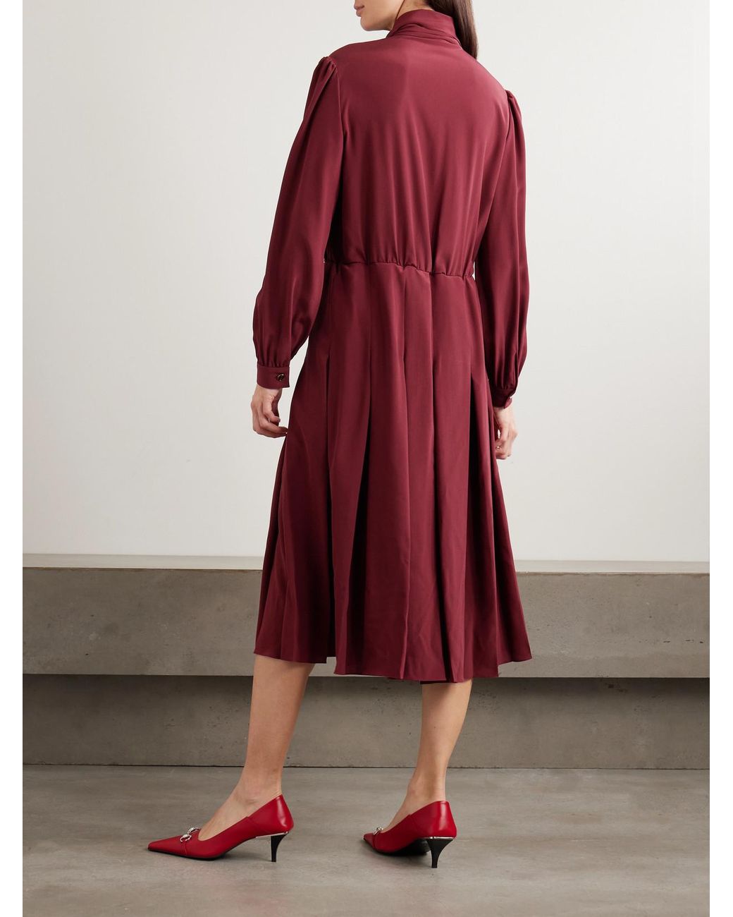 Gucci Red Pintucked Bow-Detailed Silk Crepe De Chine Midi Shirt Dress
