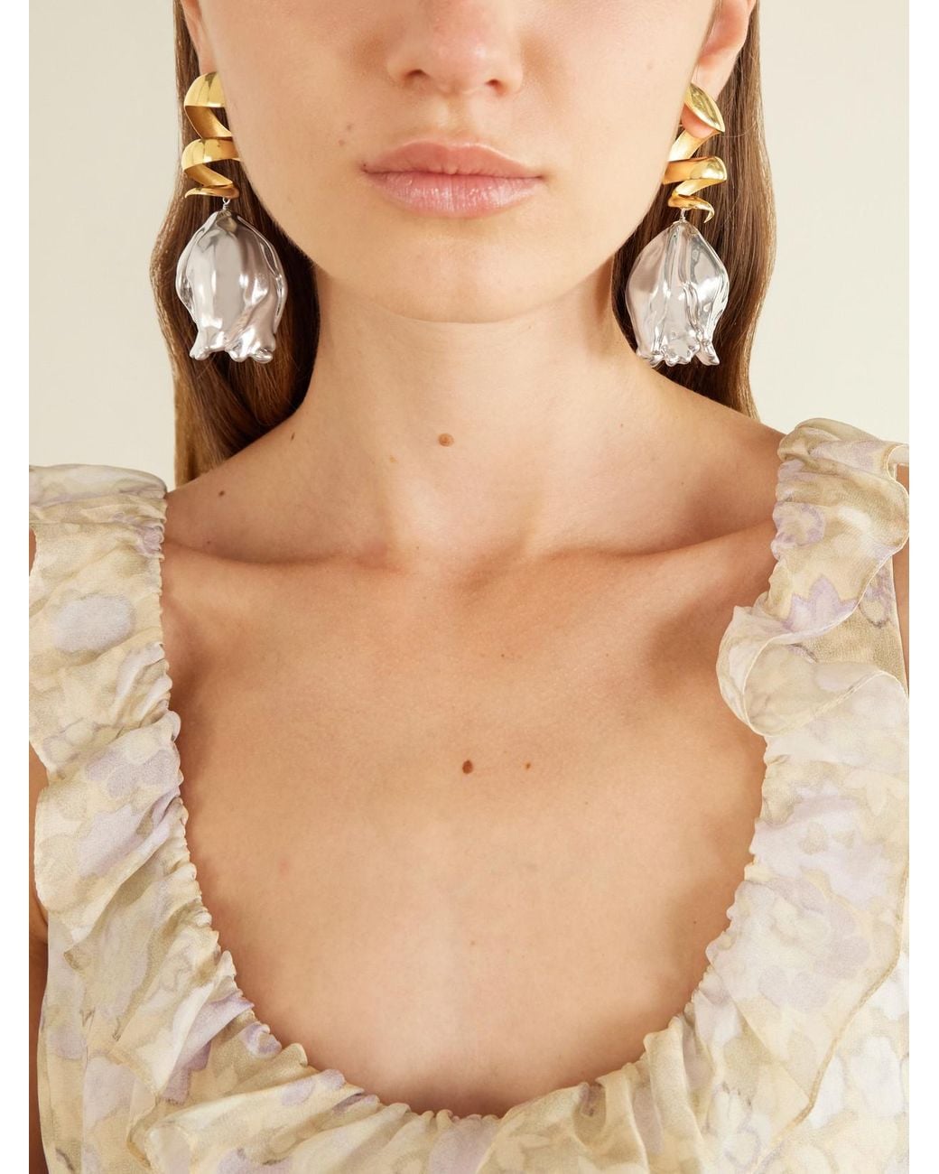 Chloé White Tulip Two-Tone Earrings