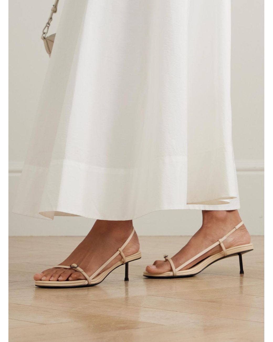 St. Agni Natural Petit Belt Slingback-Sandalen Aus Leder