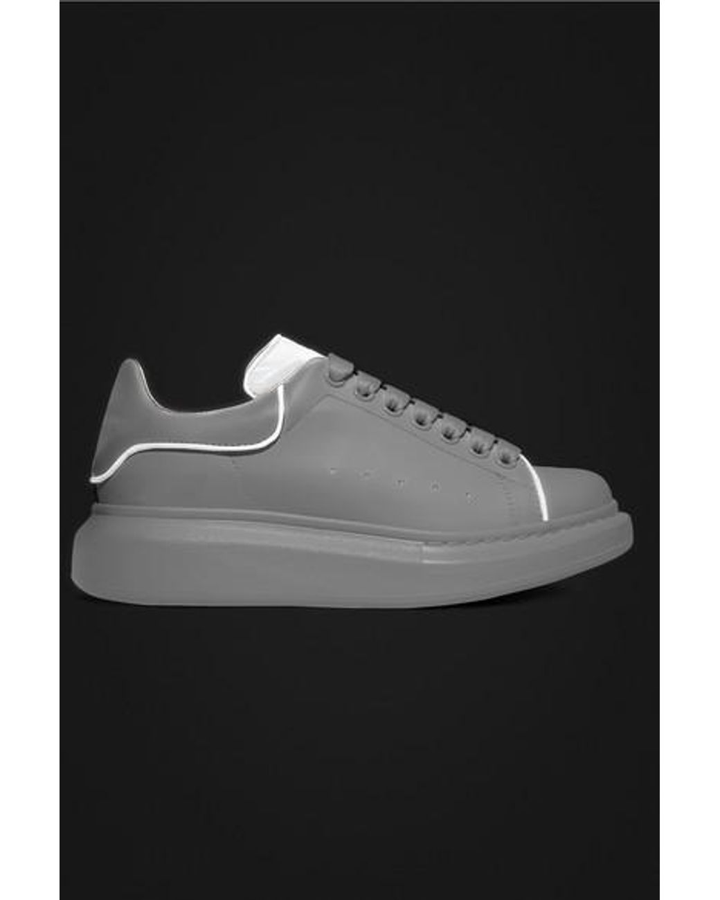 Alexander McQueen sneakers black - b3 store | b3
