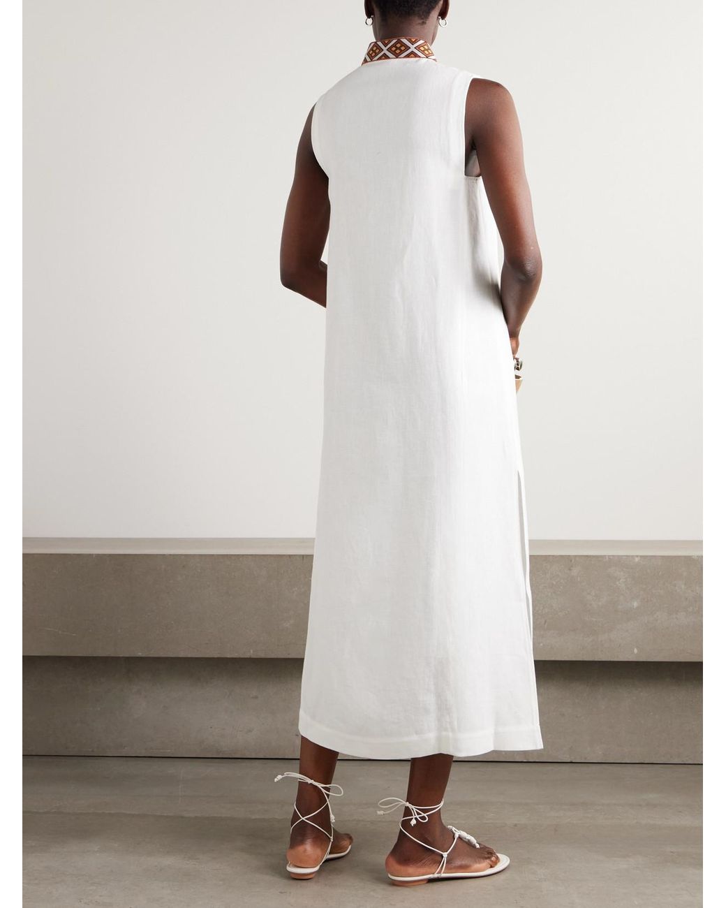Loro Piana Abril Embroidered Linen Midi Dress in White | Lyst Loro Piana Abril Embroidered Linen Midi Dress in White | Lyst