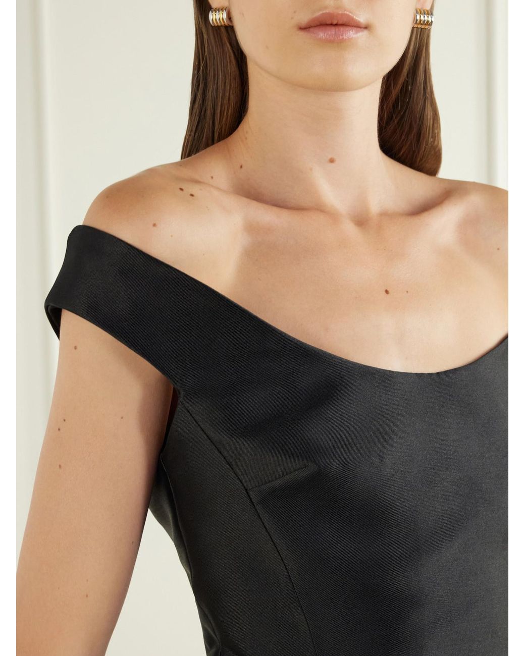 Solace London Black Pieta Off-The-Shoulder Twill Gown