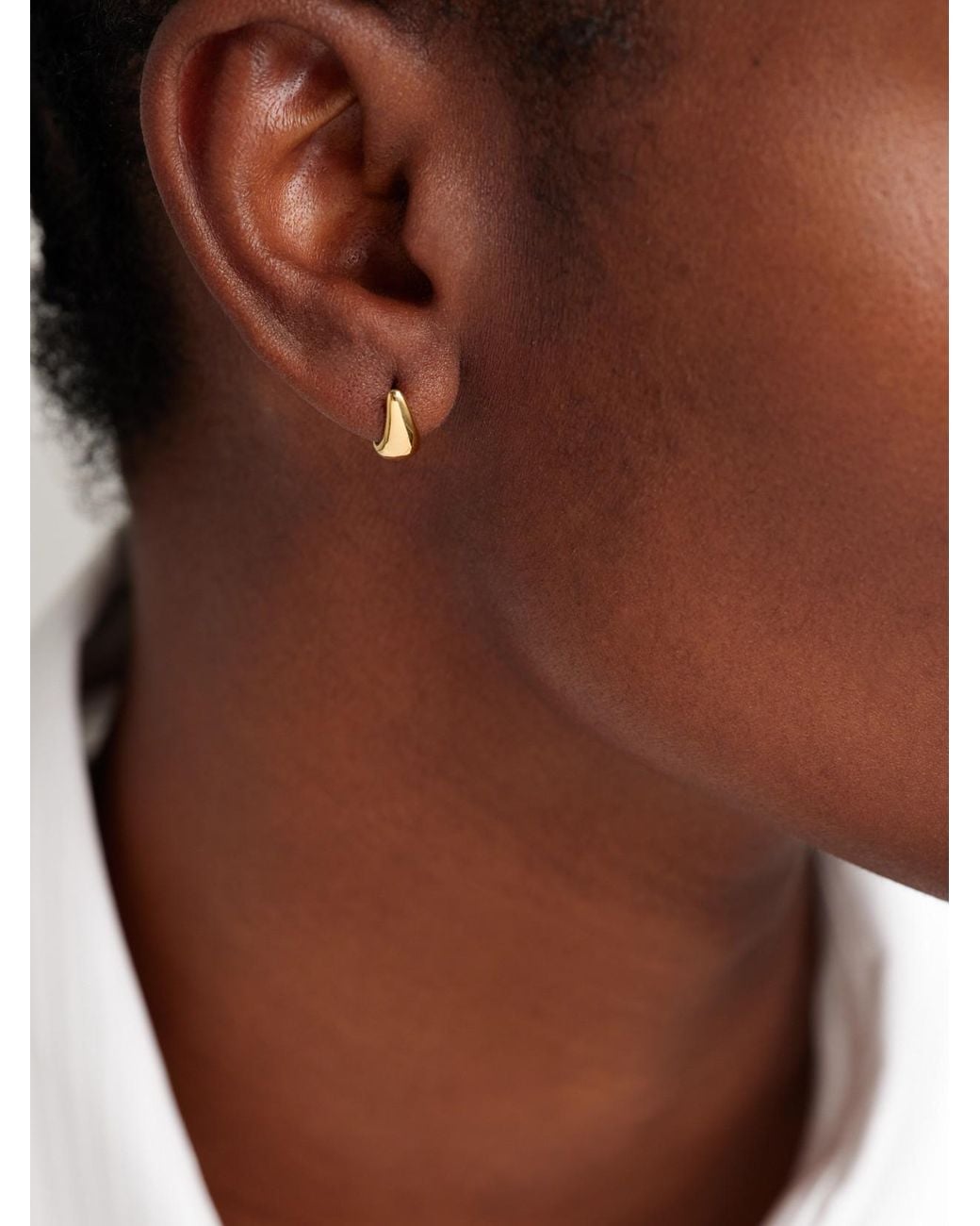 Anita Ko Metallic Baby Claw 18-Karat Hoop Earrings