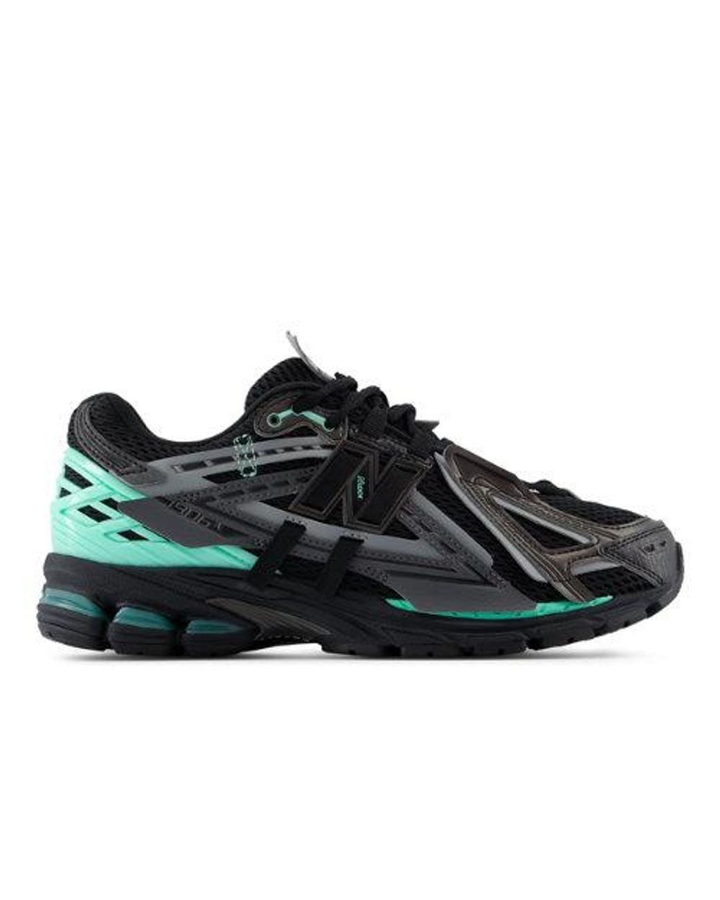 New Balance Black 1906A