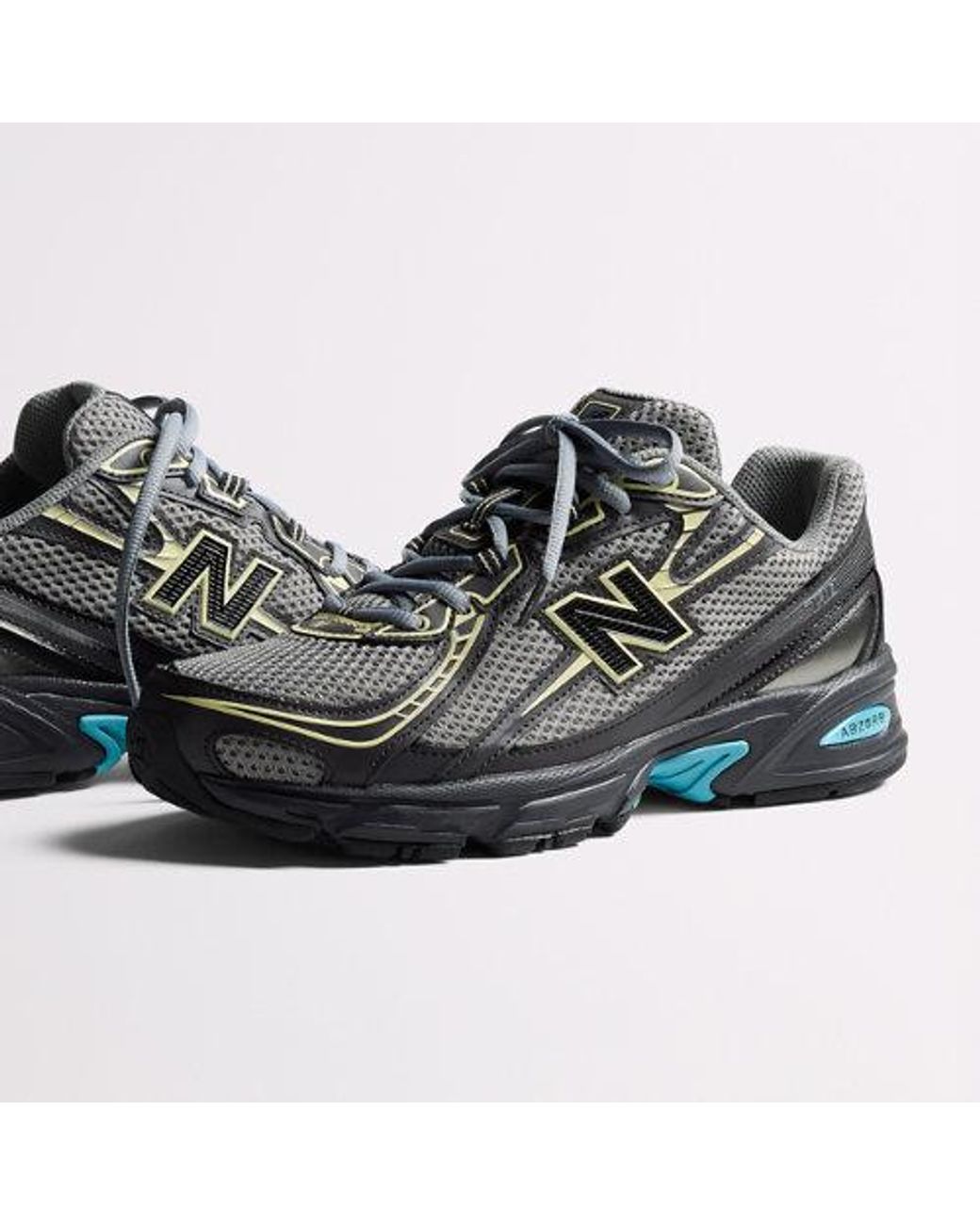 New Balance Black Night Lights 740 Synthetic