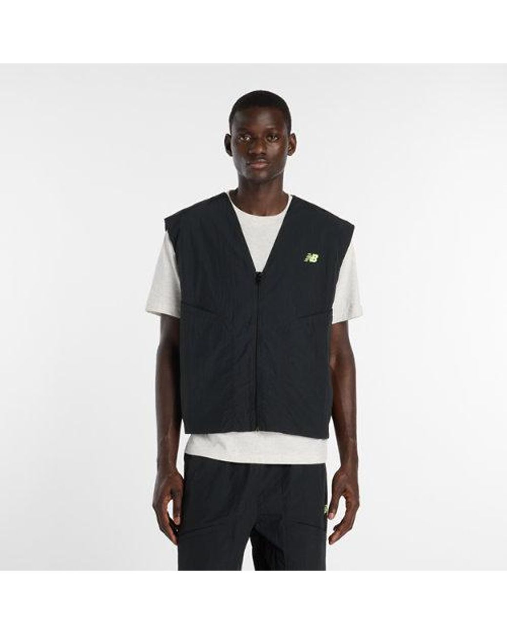 New Balance Black Castlefield Woven Vest for men