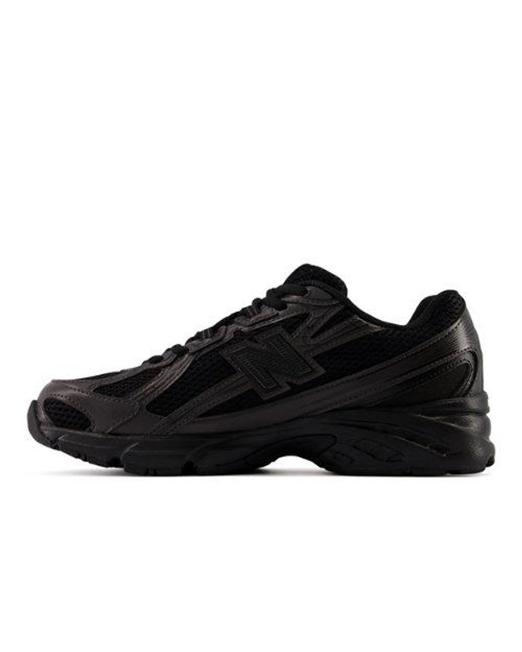 New Balance Black 740