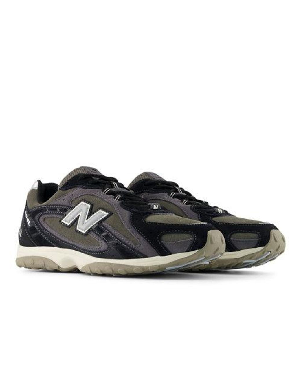 New Balance Black 204L
