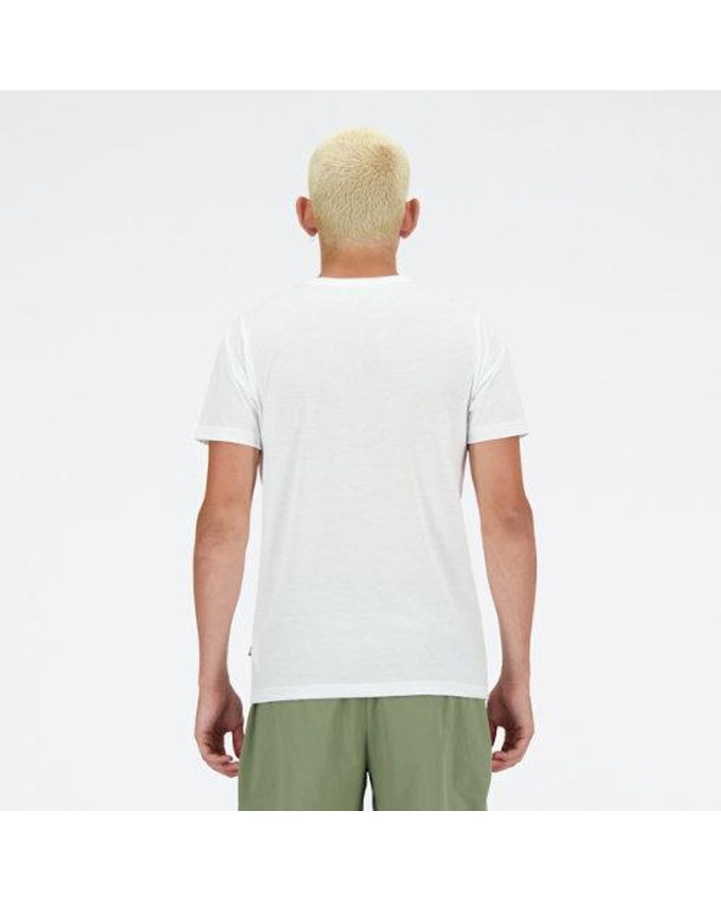 New Balance Sport Essentials Heathertech Graphic T-shirt In White Poly Knit for men