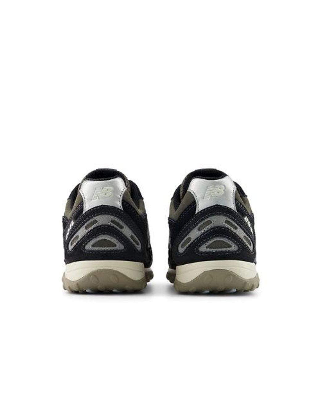 New Balance Black 204L