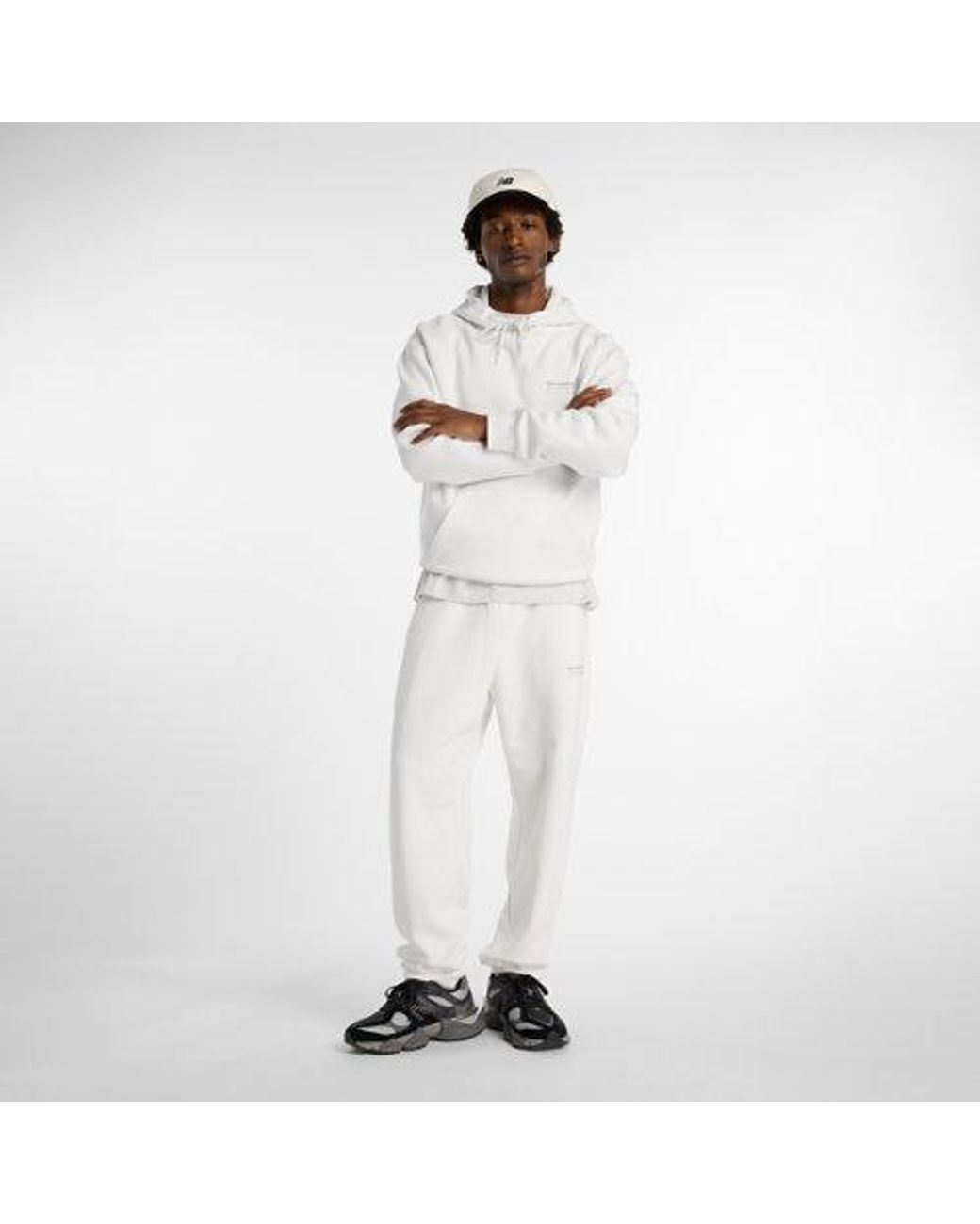 New Balance White Linear Graphic Fleece Pant for men