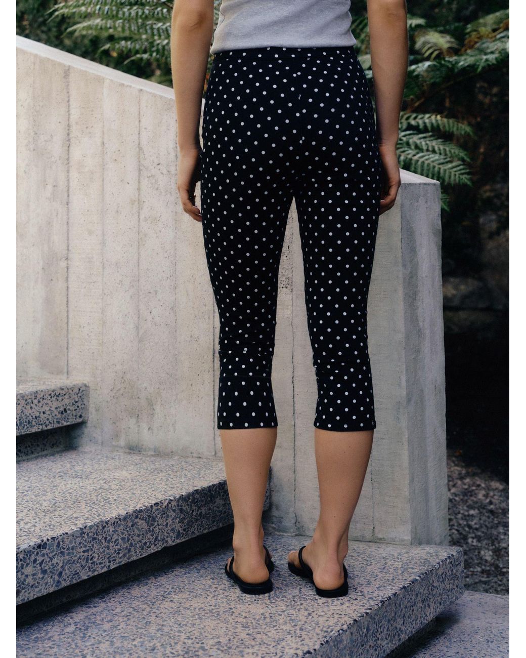 Next Black Cropped Capri Jeans
