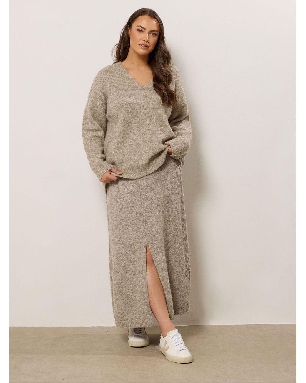 Evans Natural V-Neck Jumper