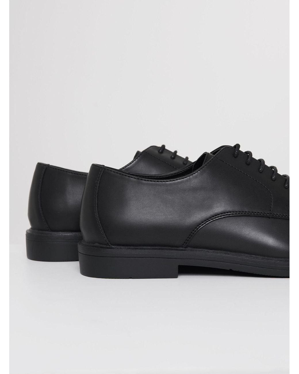 Threadbare White Smart Shoes for men