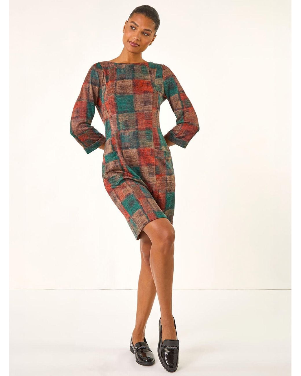 Roman Red Patchwork Print Shift Pocket Dress