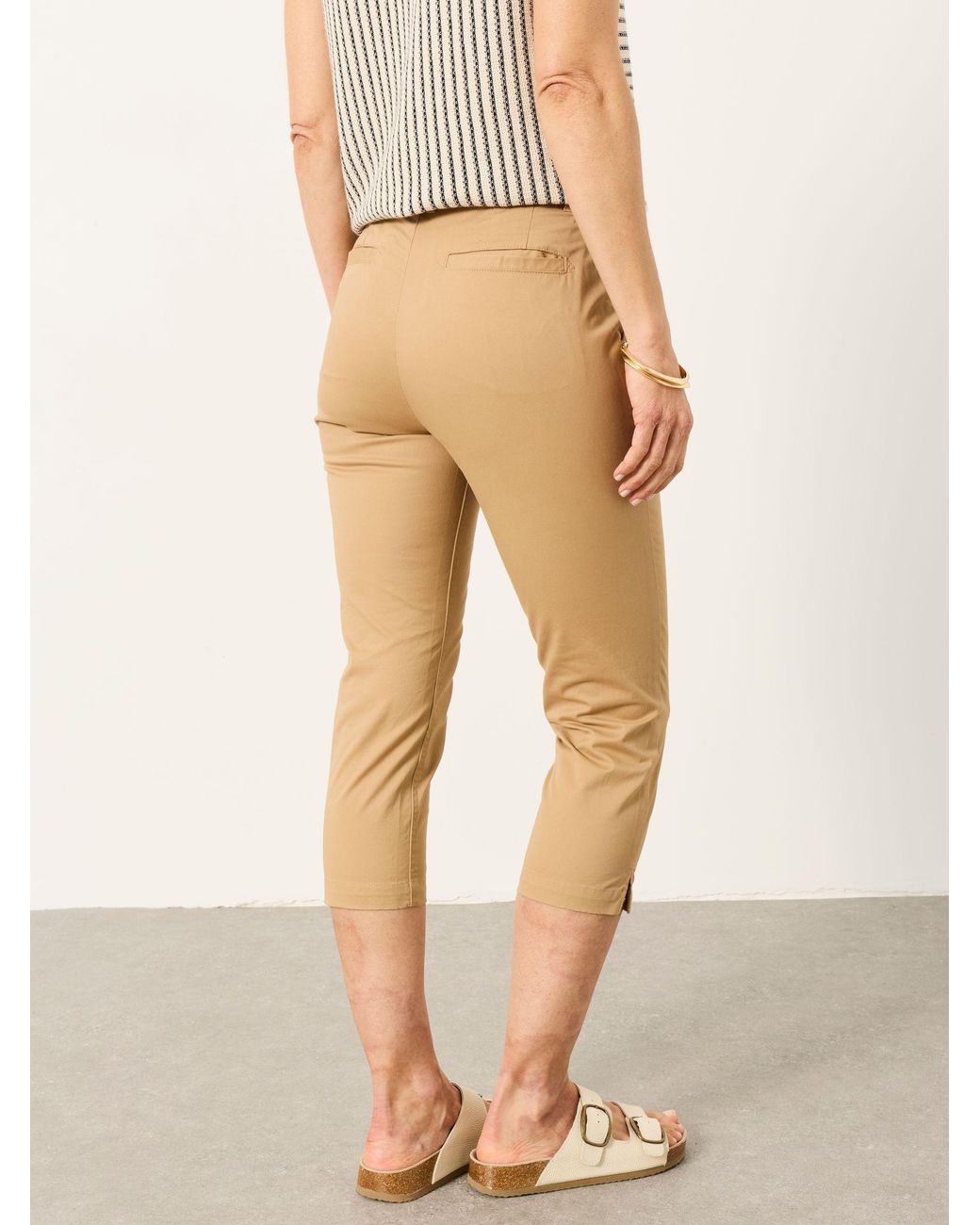 FatFace Natural Farnham Crop Chino