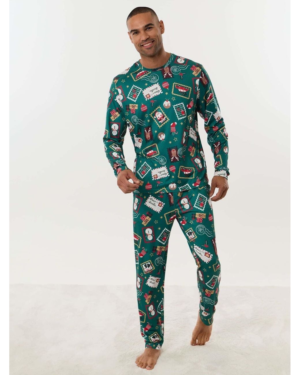 Threadbare Green Festive Stamps Pyjamas Set for men